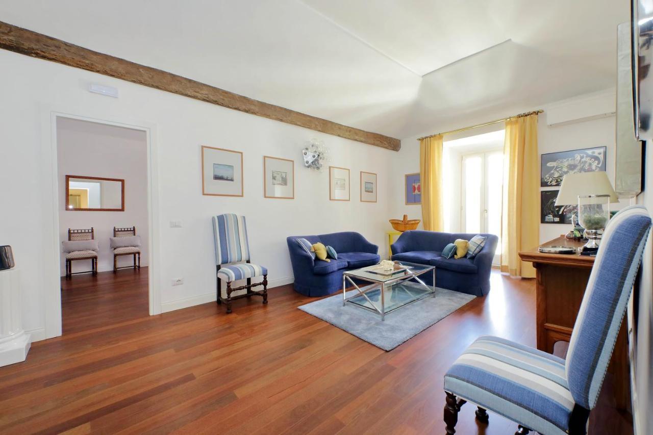 Ych-Penthouse Fiammetta A Piazza Navona Apartamento Roma Exterior foto