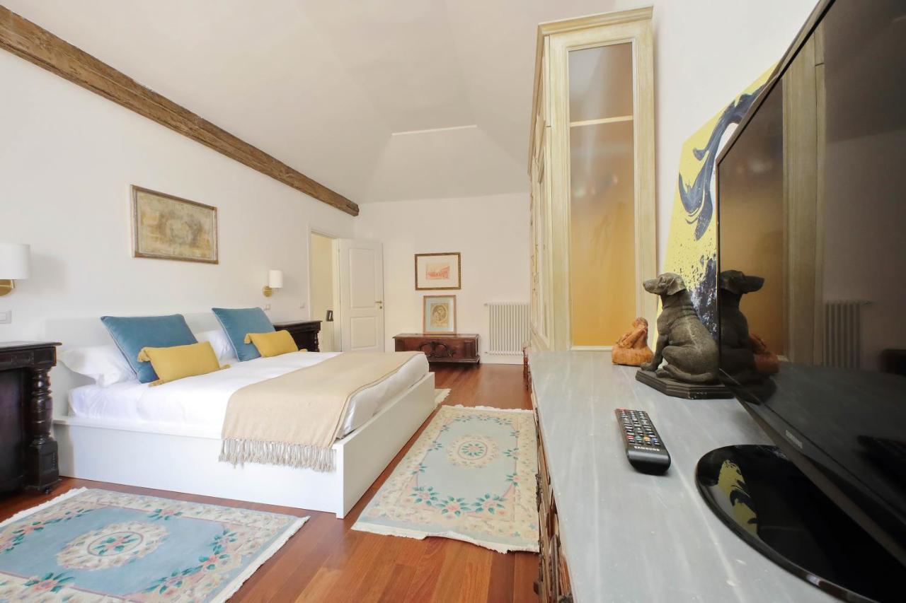Ych-Penthouse Fiammetta A Piazza Navona Apartamento Roma Exterior foto