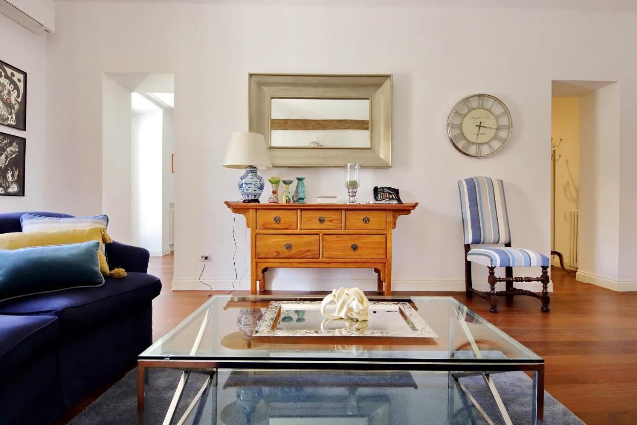 Ych-Penthouse Fiammetta A Piazza Navona Apartamento Roma Exterior foto
